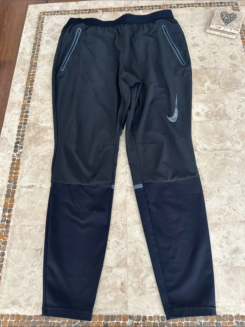 Nike Men’s Dri-Fit Black Lightweight Athletic Running Pants/ Joggers Size‎ M